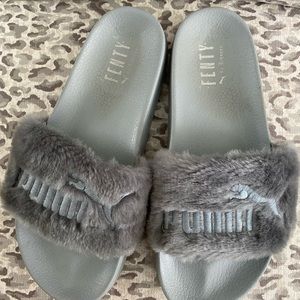 FENTY SLIDES BY PUMA (RIHANNA COLLAB)